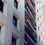 Megfordult a kelet–nyugat rangsor: egy év alatt 30 százalékkal drágult a panel Nyugat-Magyarországon