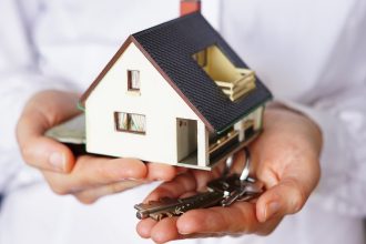 Fékező árak, óvatos külföldi tőke: merre tovább, magyar ingatlanpiac?